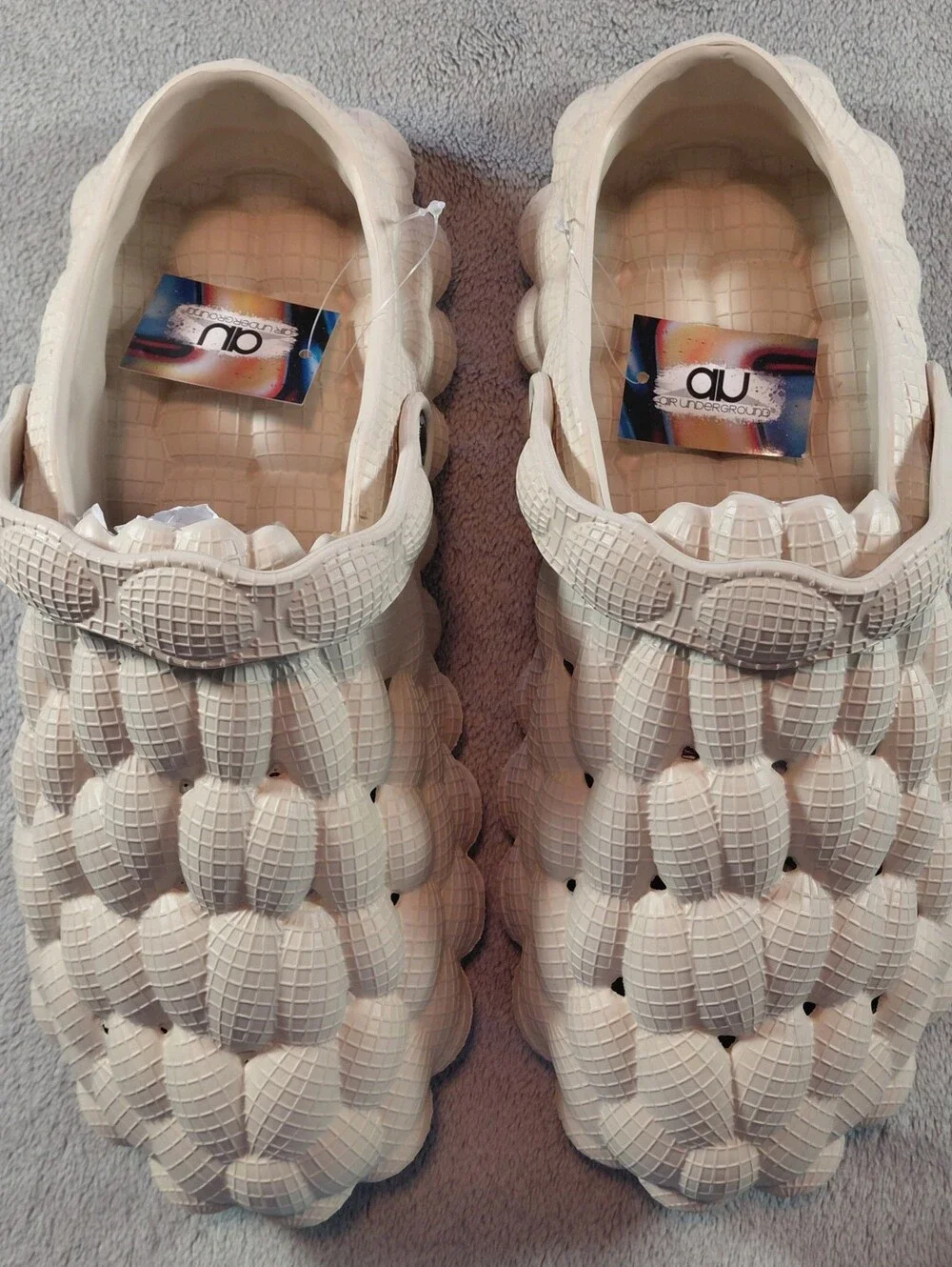 Unique Textured Bubble Beige Slip On Clogs Sz 14 Shoes